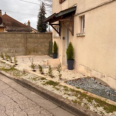T2 Cosy / Quartier Calme / Magasins D'Usine A Proximite Saint-Julien-les-Villas Exterior foto