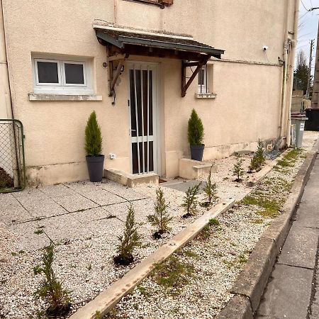 T2 Cosy / Quartier Calme / Magasins D'Usine A Proximite Saint-Julien-les-Villas Exterior foto